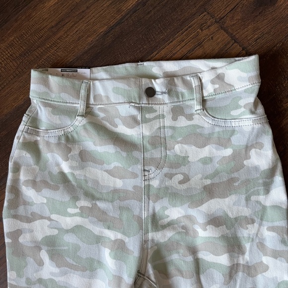 TT High Rise Stretch Fitted Gray Camo Jegging Size XS (0-2) - Picture 7 of 11